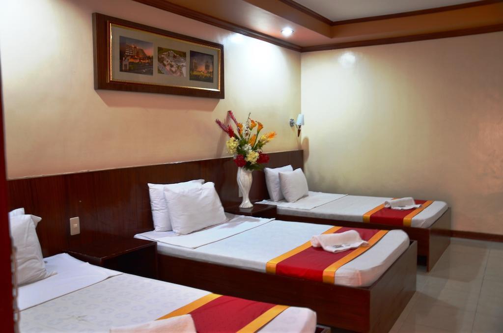 Bed and Breakfast Ysabelle Mansion Puerto Princesa Camera foto
