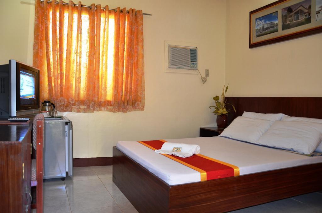 Bed and Breakfast Ysabelle Mansion Puerto Princesa Camera foto