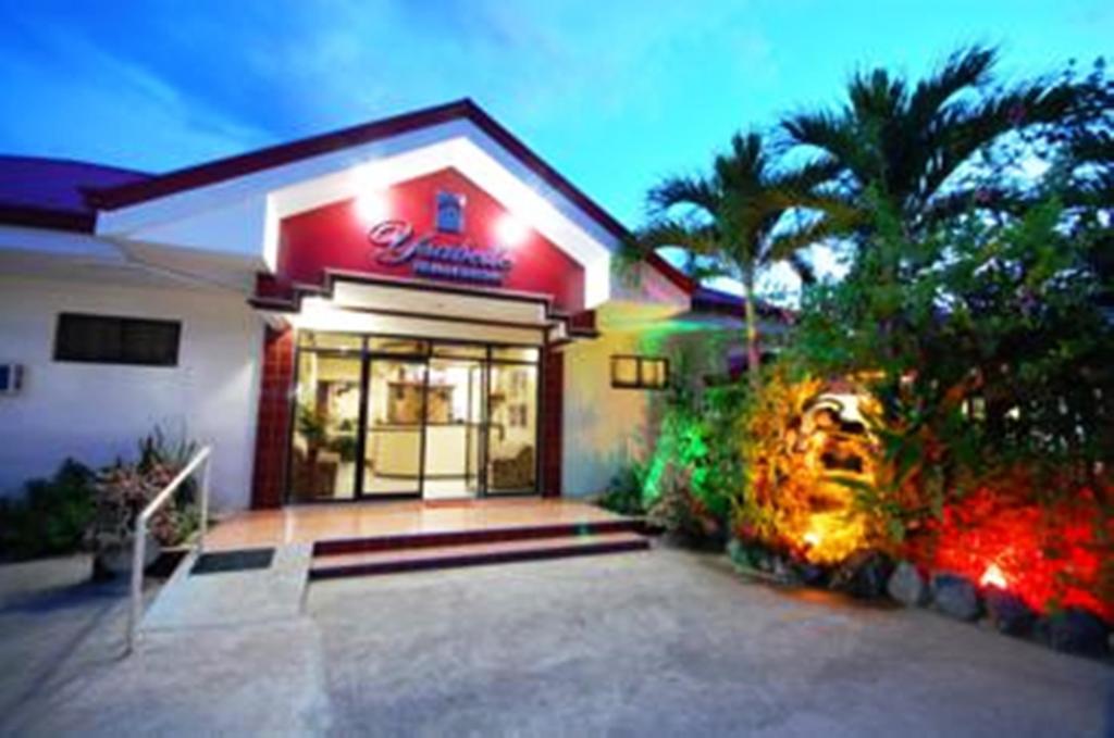Bed and Breakfast Ysabelle Mansion Puerto Princesa Esterno foto