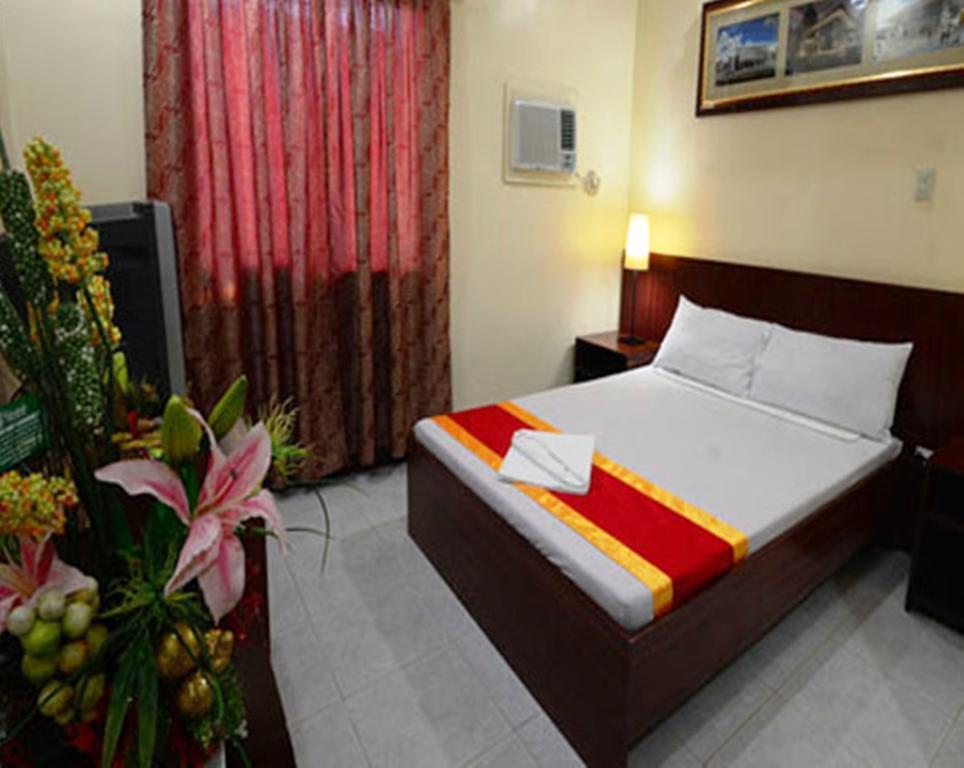 Bed and Breakfast Ysabelle Mansion Puerto Princesa Camera foto