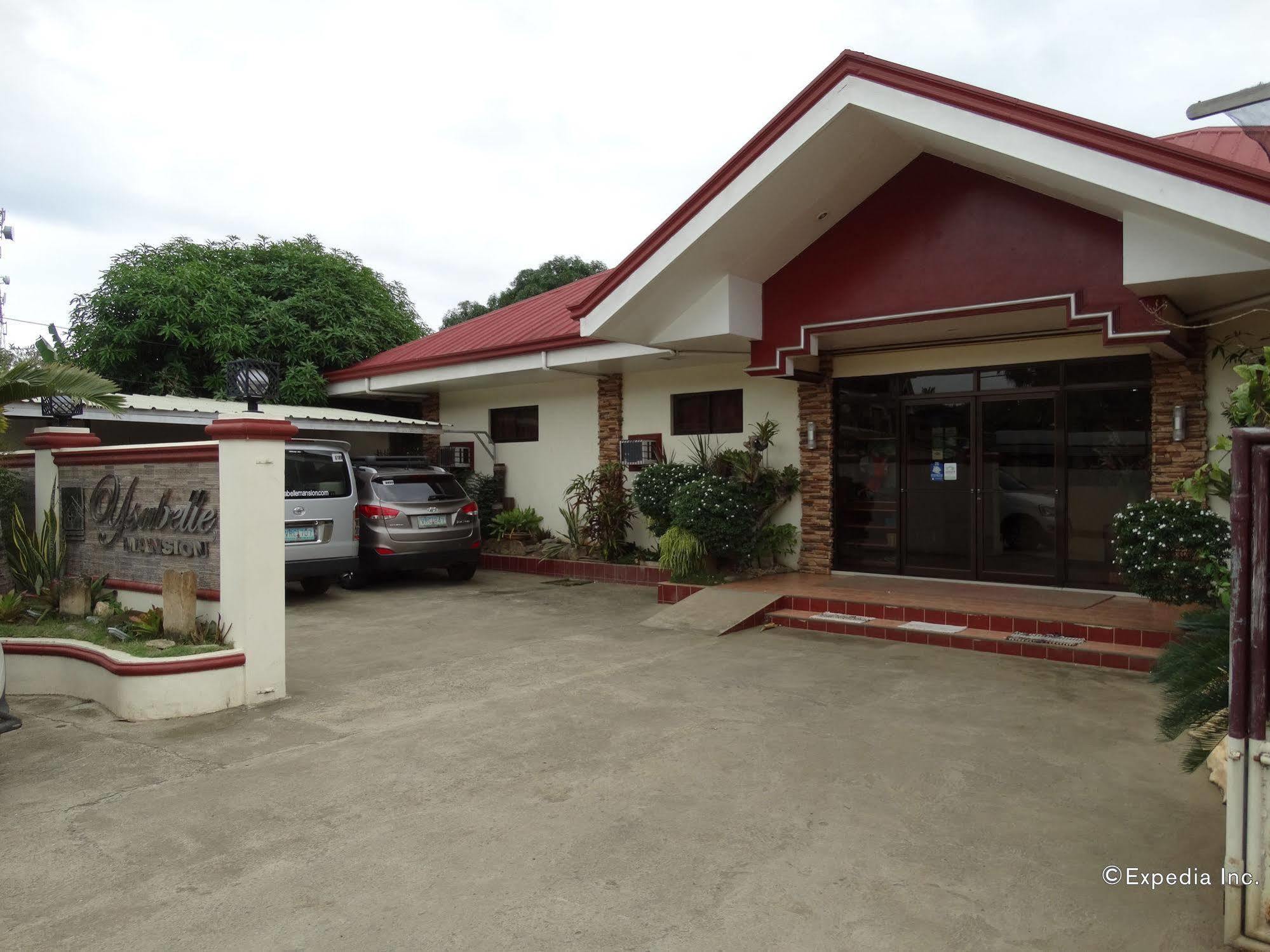 Bed and Breakfast Ysabelle Mansion Puerto Princesa Esterno foto