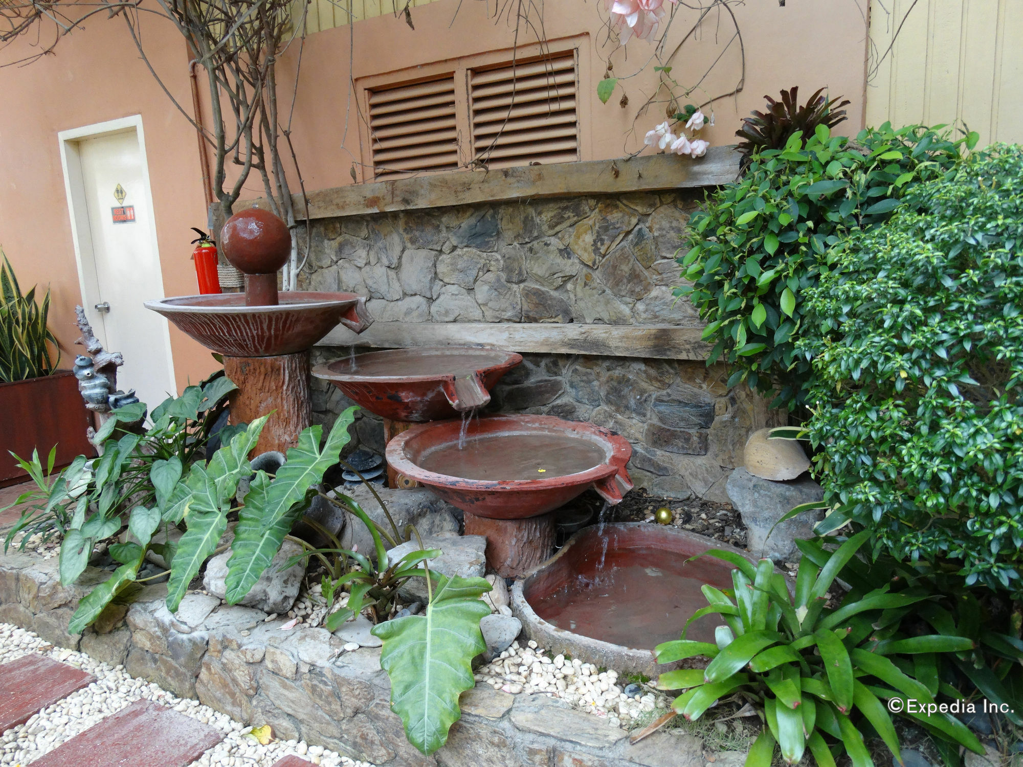 Bed and Breakfast Ysabelle Mansion Puerto Princesa Esterno foto